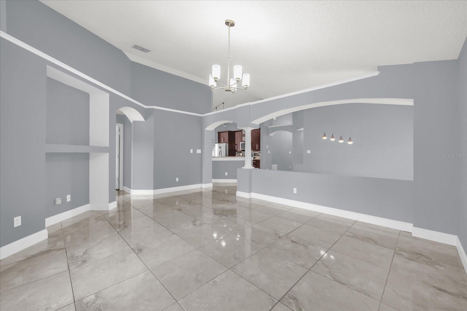 Image 8 of 25 For 7936 Oakstone Court