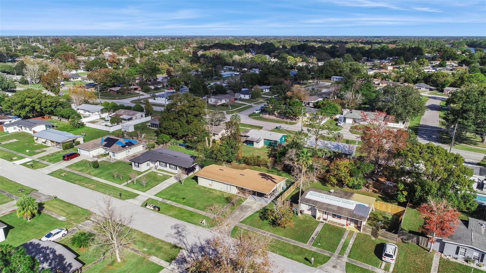 Image 27 of 37 For 962 Saxon Boulevard