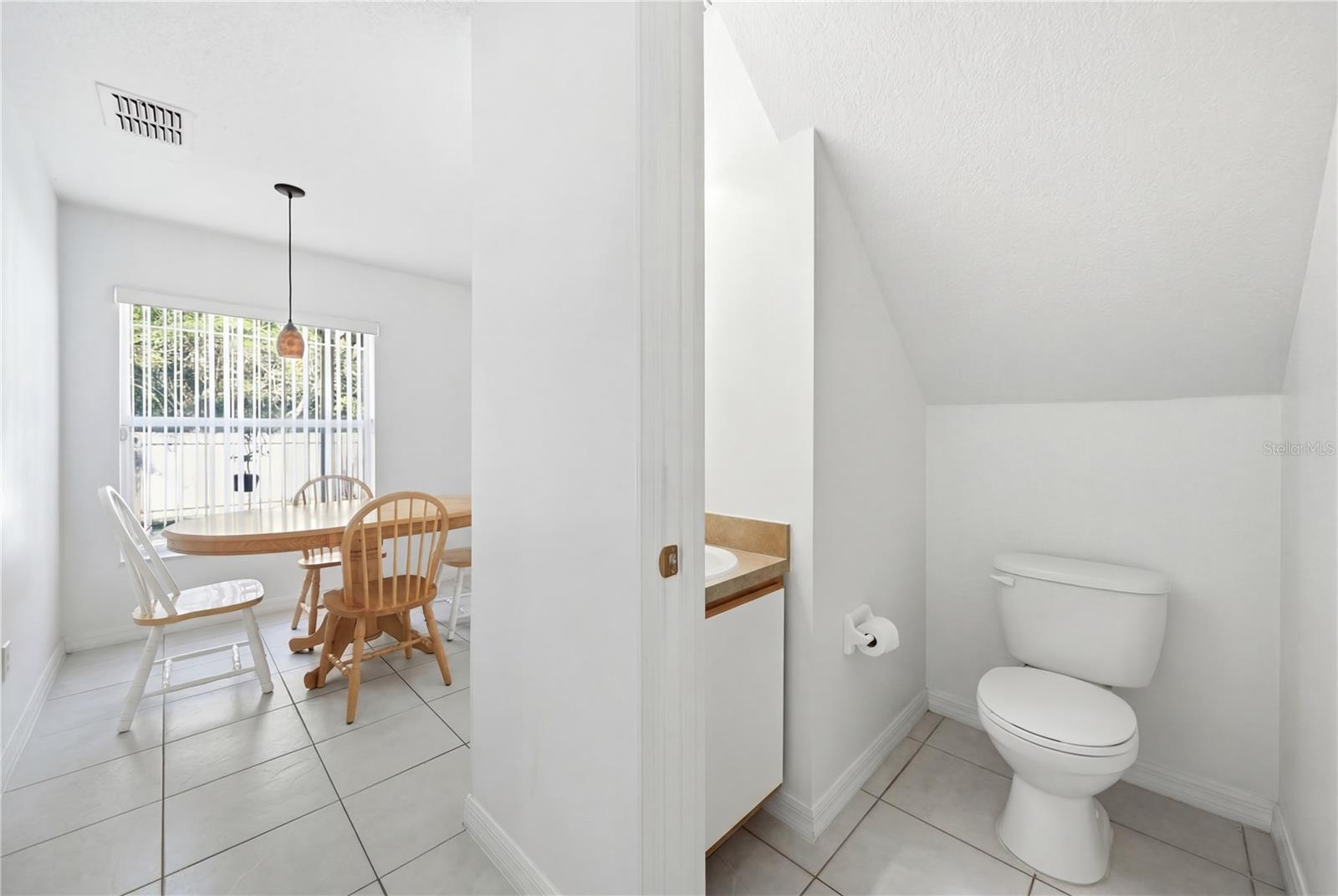 Image 11 of 39 For 5051 Luna Negra Drive