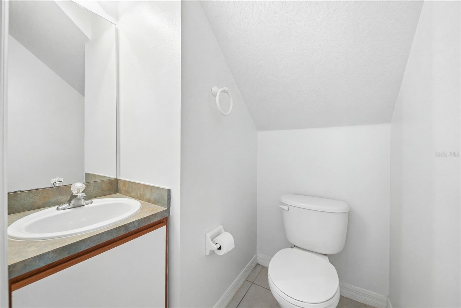 Image 12 of 39 For 5051 Luna Negra Drive