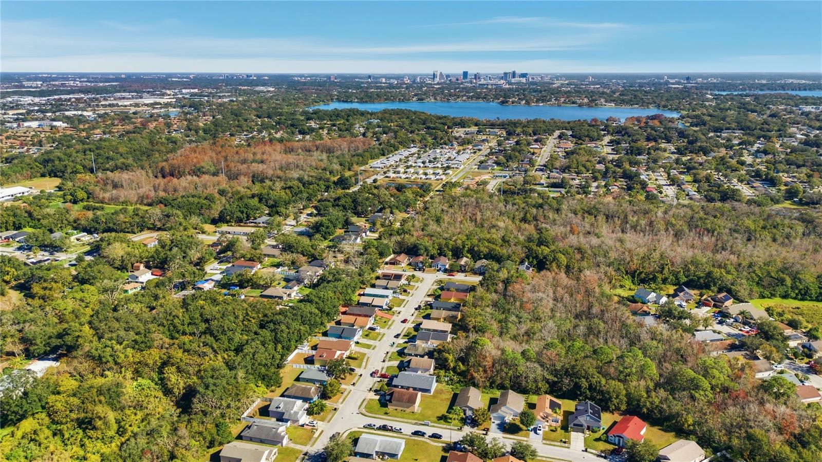 Image 34 of 39 For 5051 Luna Negra Drive