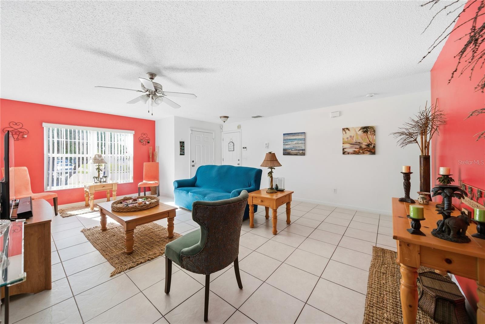 Image 4 of 39 For 5051 Luna Negra Drive