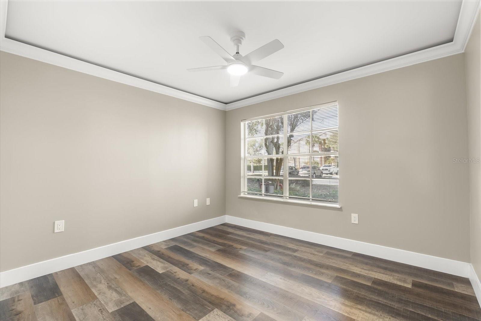 Image 18 of 22 For 1919 Summer Club Drive 105