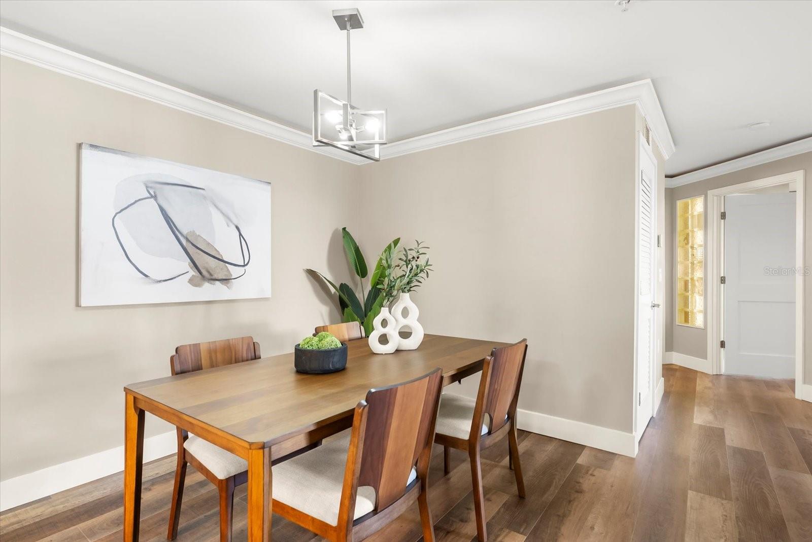 Image 8 of 22 For 1919 Summer Club Drive 105