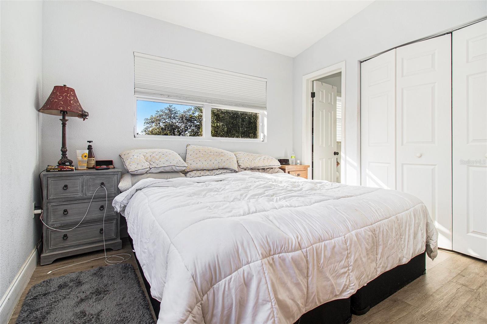 Image 20 of 30 For 1412 Lakecrest Drive