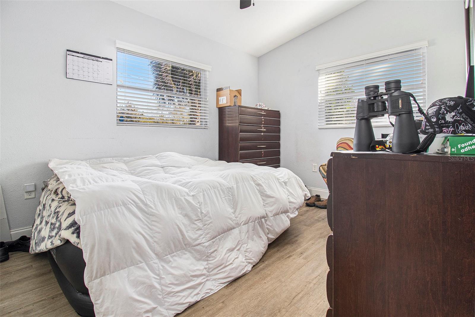 Image 22 of 30 For 1412 Lakecrest Drive