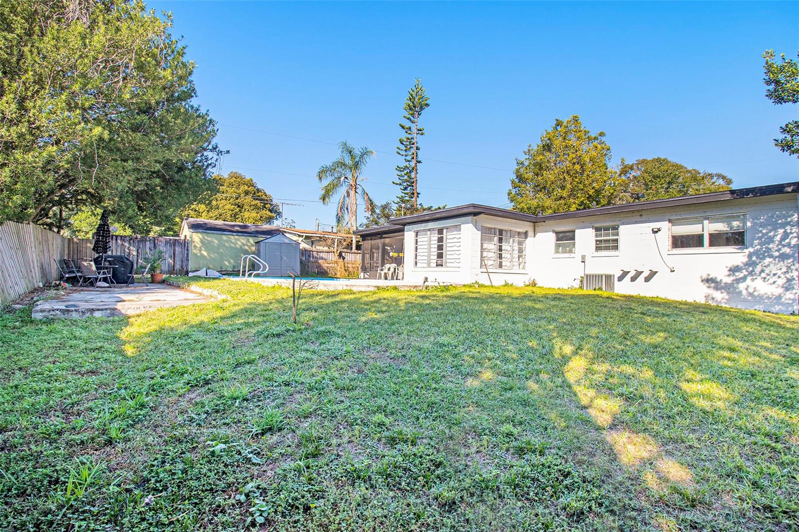 Image 30 of 30 For 1412 Lakecrest Drive