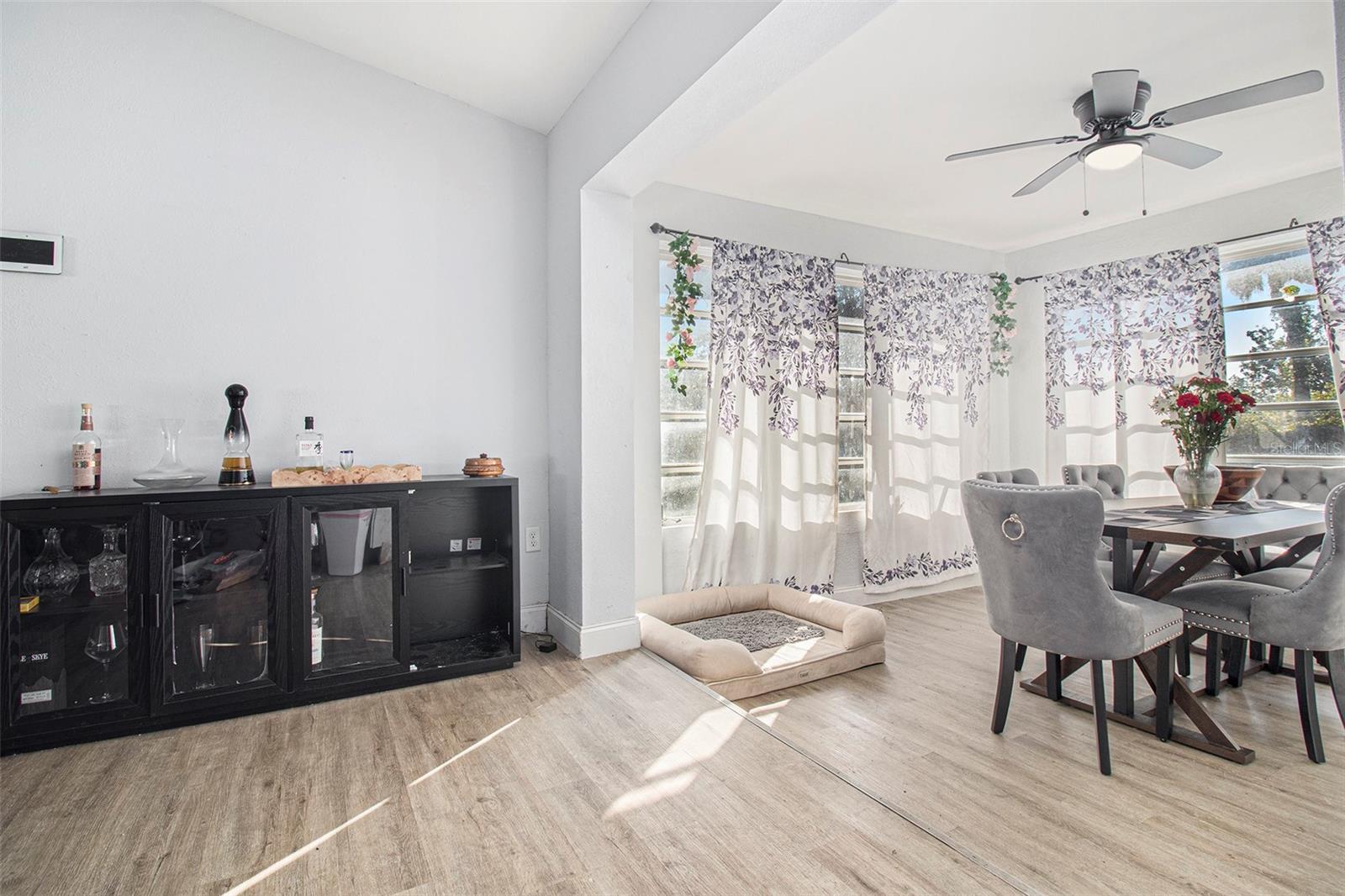 Image 9 of 30 For 1412 Lakecrest Drive