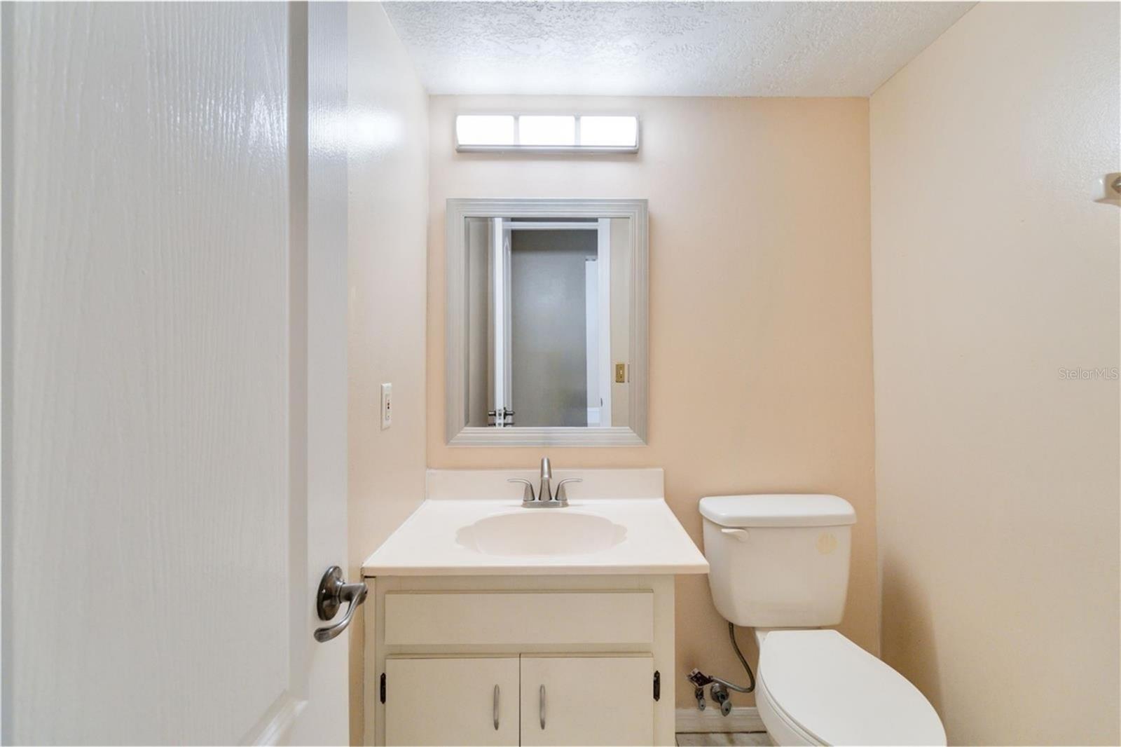 Image 13 of 25 For 1575 Lawndale Circle