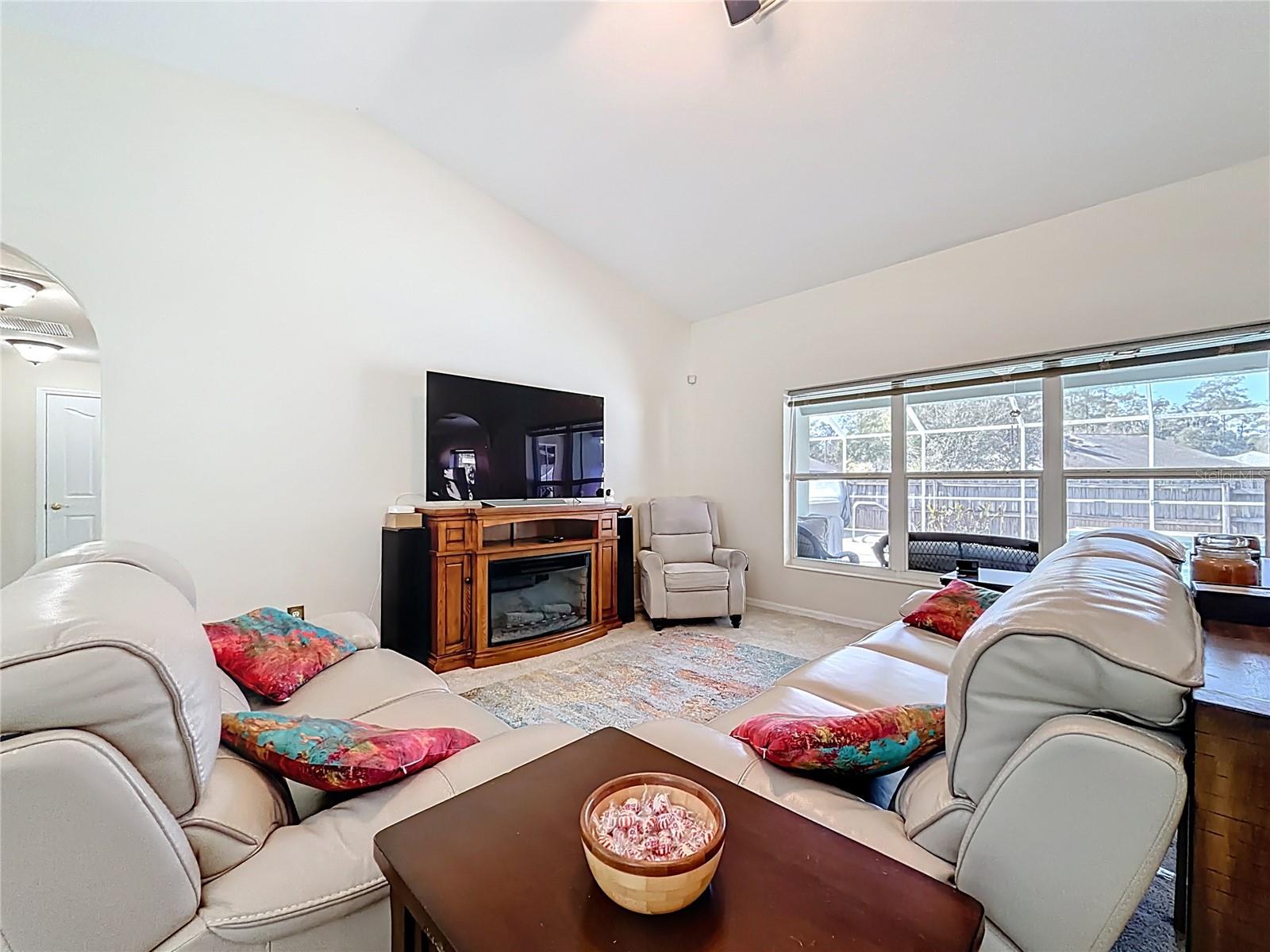 Image 11 of 66 For 1110 21st Terrace