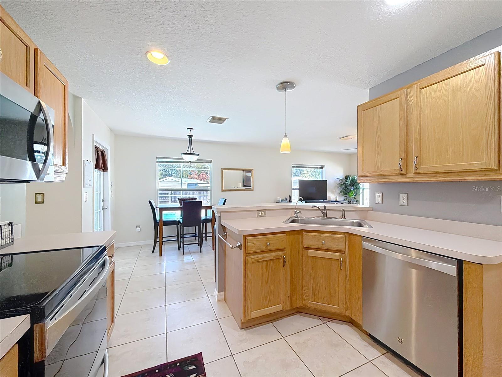 Image 17 of 66 For 1110 21st Terrace