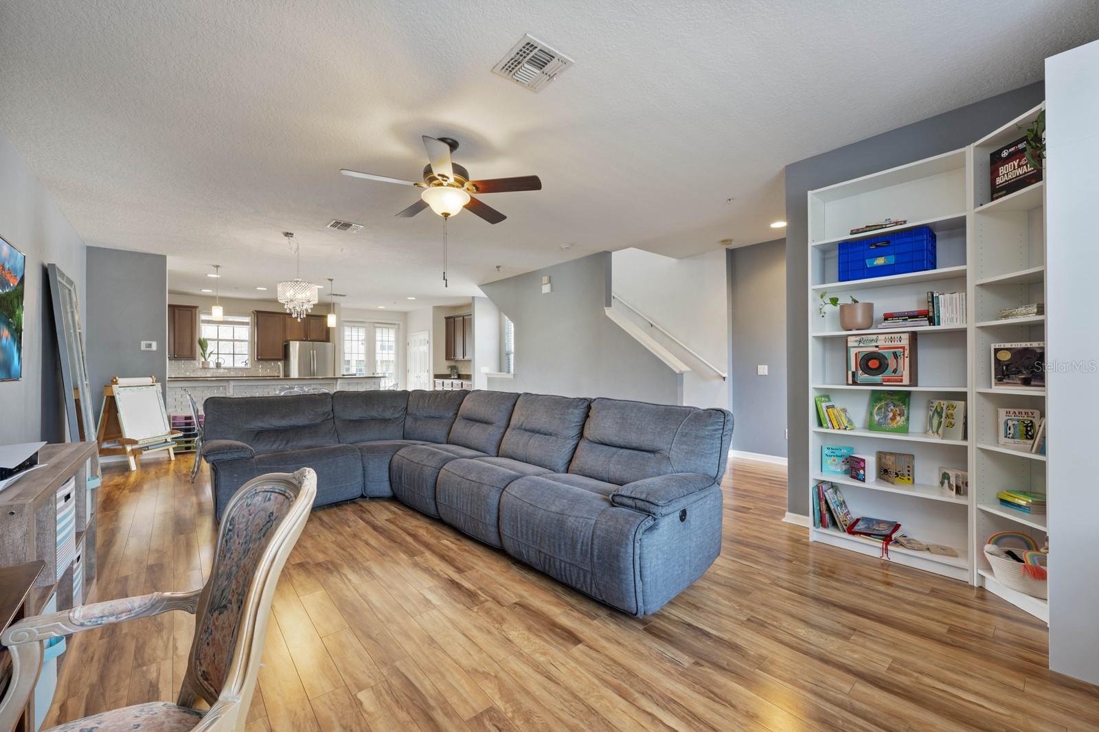 Image 7 of 28 For 1737 Grand Rue Drive