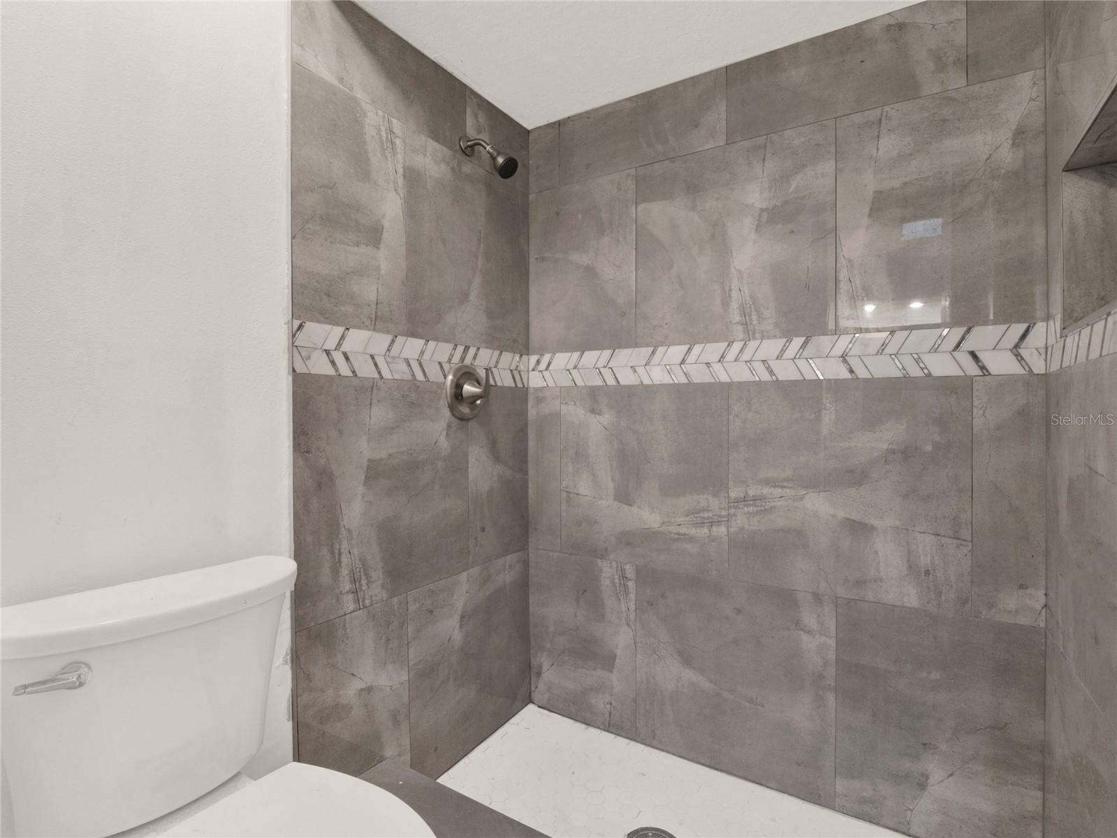 Image 12 of 18 For 6673 Doubletrace Lane