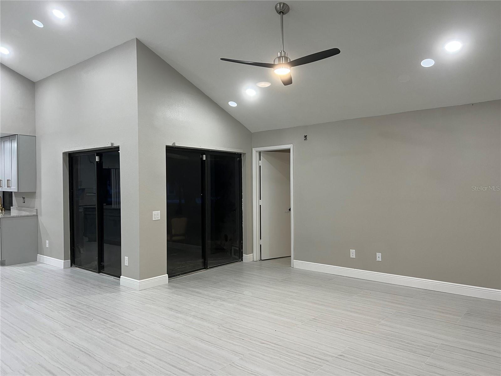 Image 5 of 18 For 6673 Doubletrace Lane