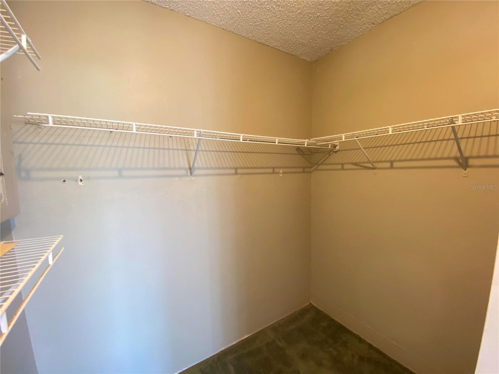 Image 5 of 8 For 1409 Madrid Way B