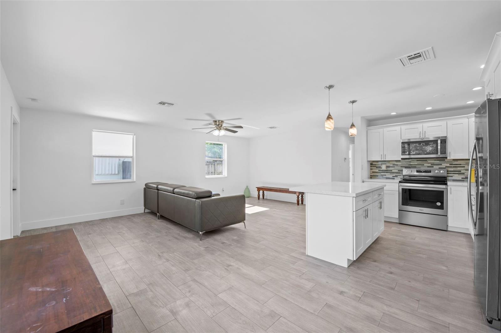 Image 8 of 33 For 5641 8th Avenue