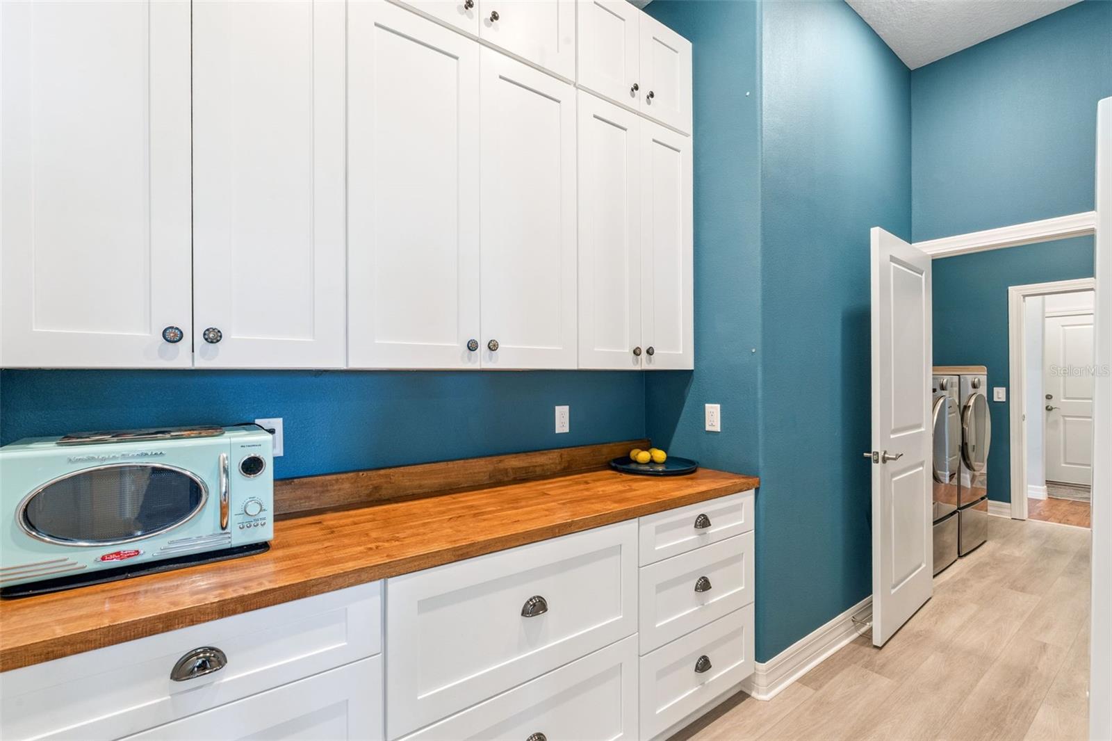 Image 7 of 23 For 1517 Evening Summit Circle