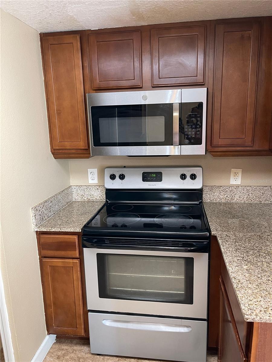 Image 5 of 28 For 769 Orchid Drive A