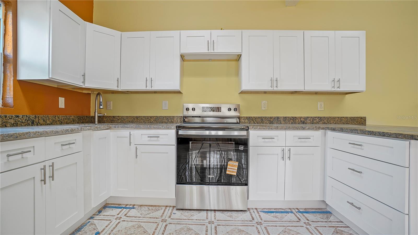 Image 5 of 12 For 5717 Lawndale Road B