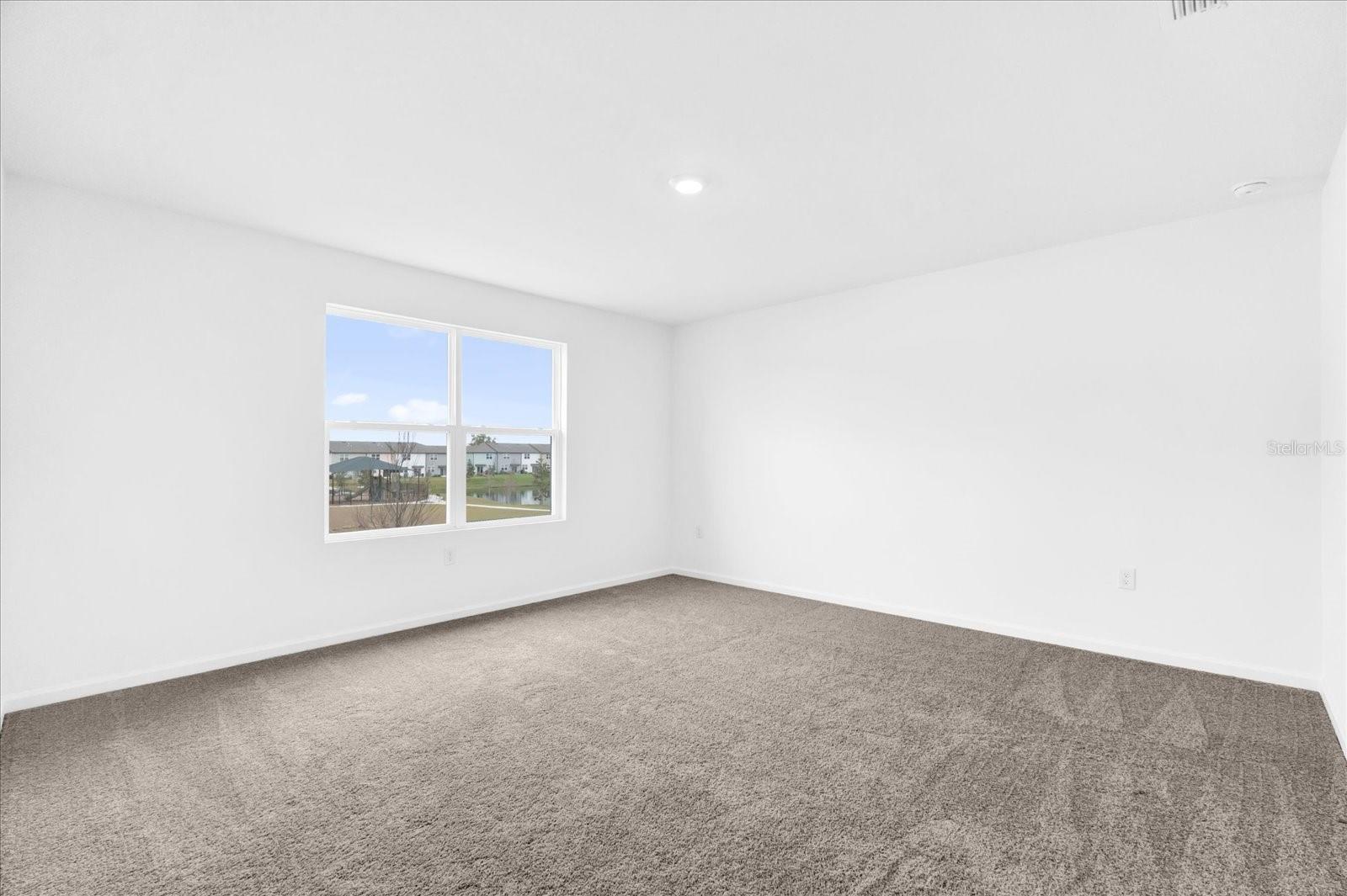 Image 12 of 32 For 5942 Chestnut Grove Place