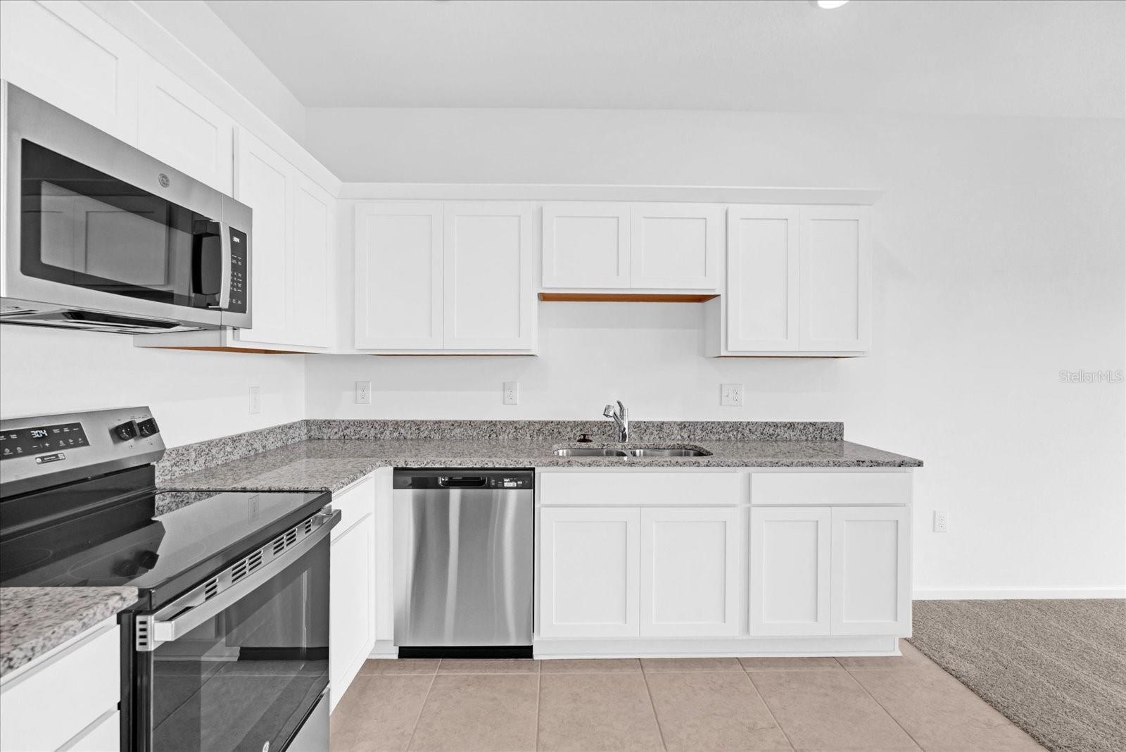 Image 7 of 32 For 5942 Chestnut Grove Place