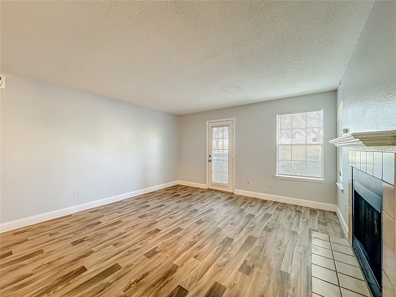 Image 10 of 46 For 4301 Lizshire Lane 107