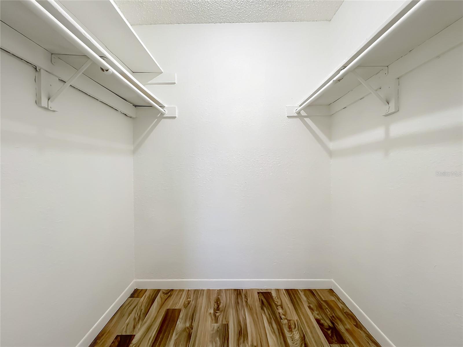 Image 35 of 46 For 4301 Lizshire Lane 107