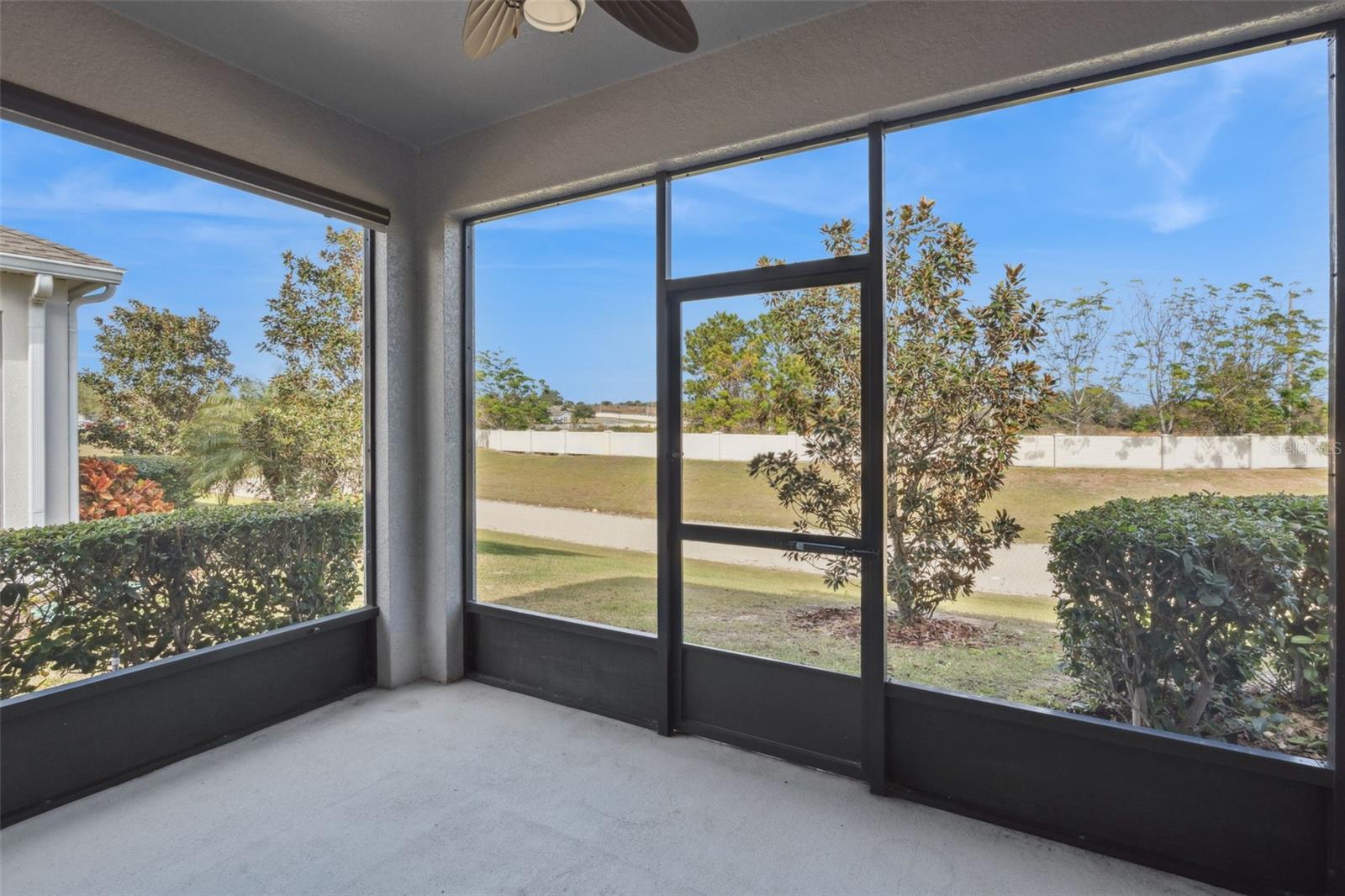 Image 16 of 31 For 3547 Fairwaters Court A