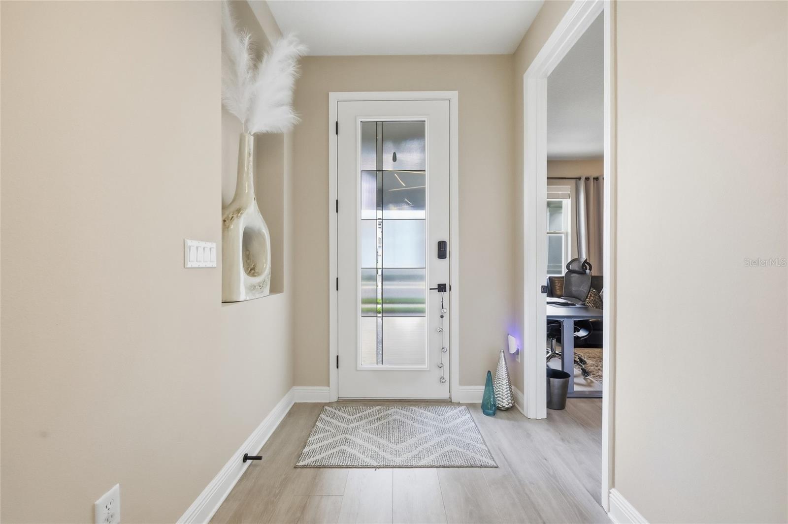 Image 10 of 59 For 5074 Breezy Acres Street