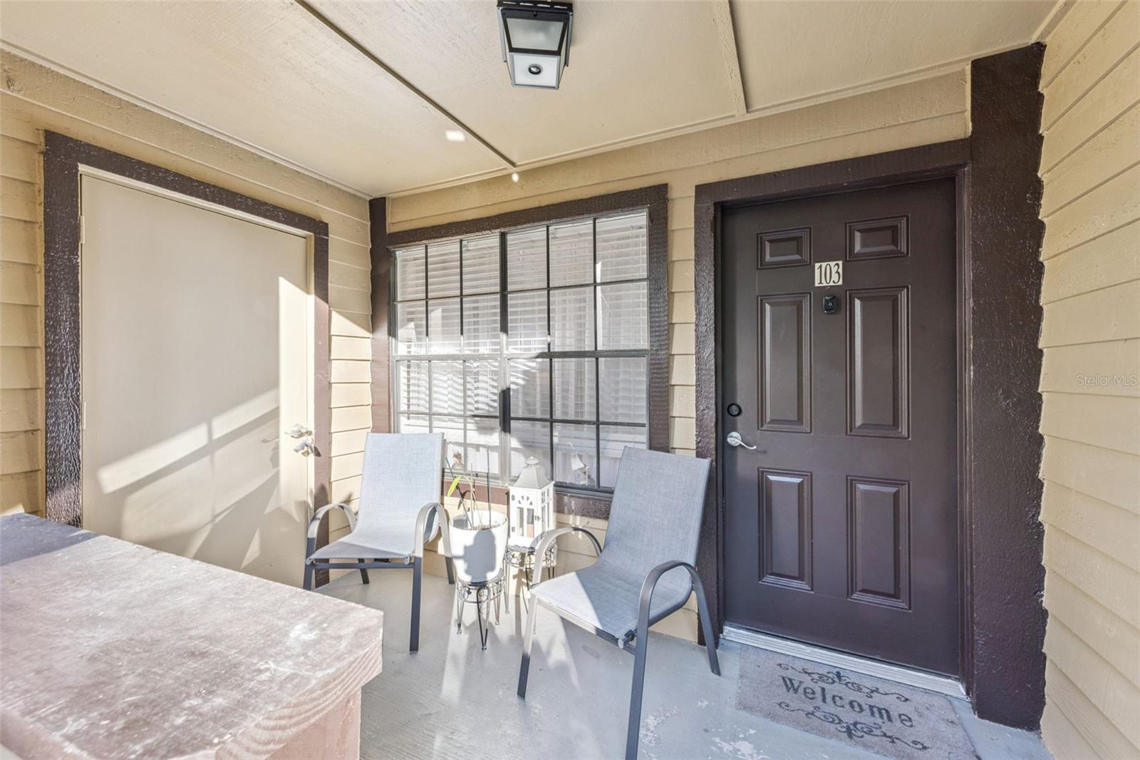 Image 3 of 12 For 415 Lakepointe Drive 103