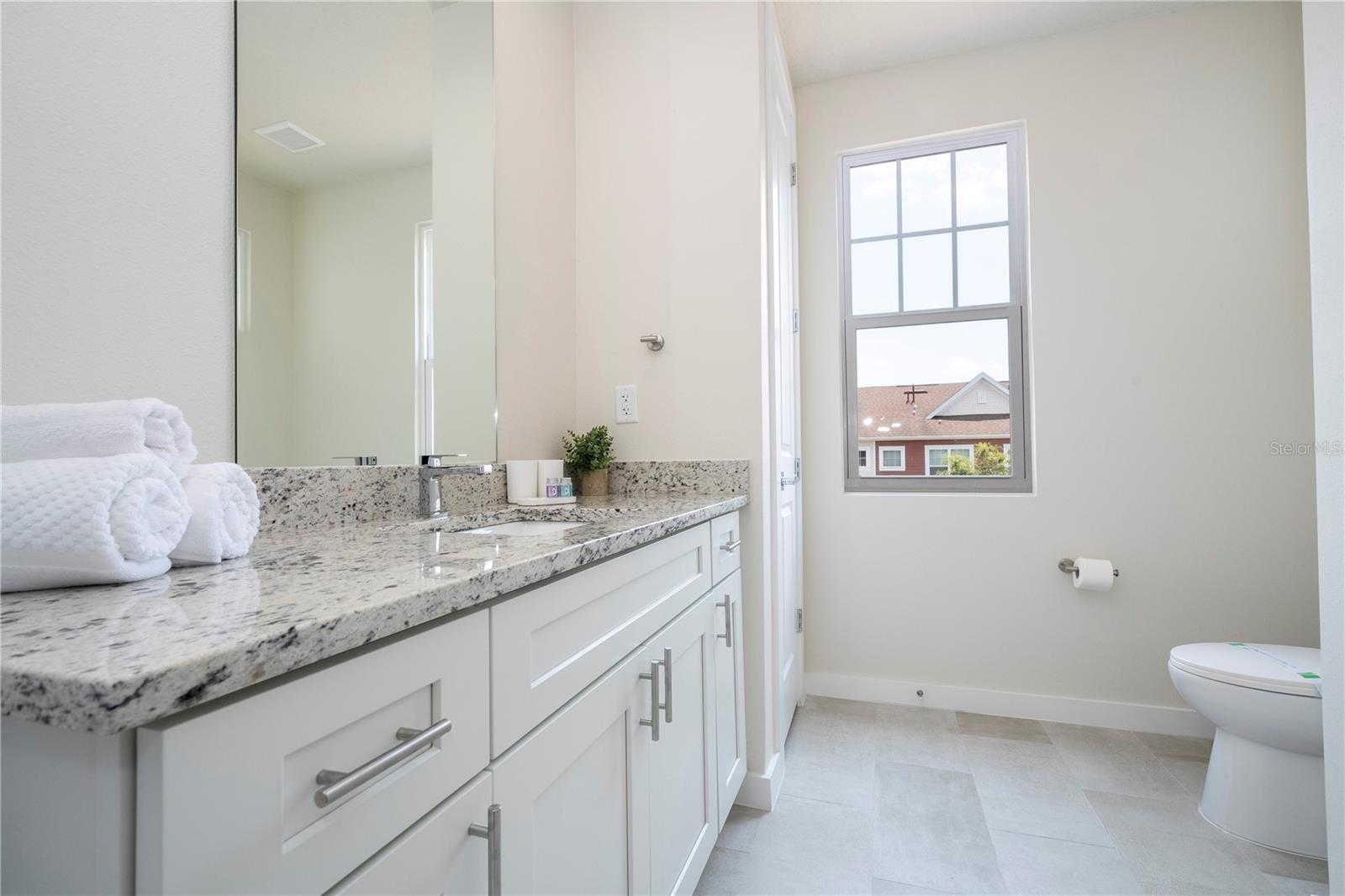 Image 18 of 39 For 7514 Sunflower Circle