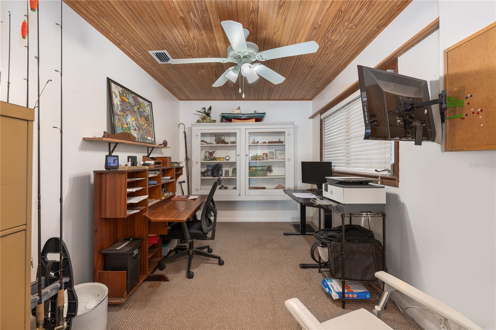 Image 19 of 44 For 2518 Fort Lane Road