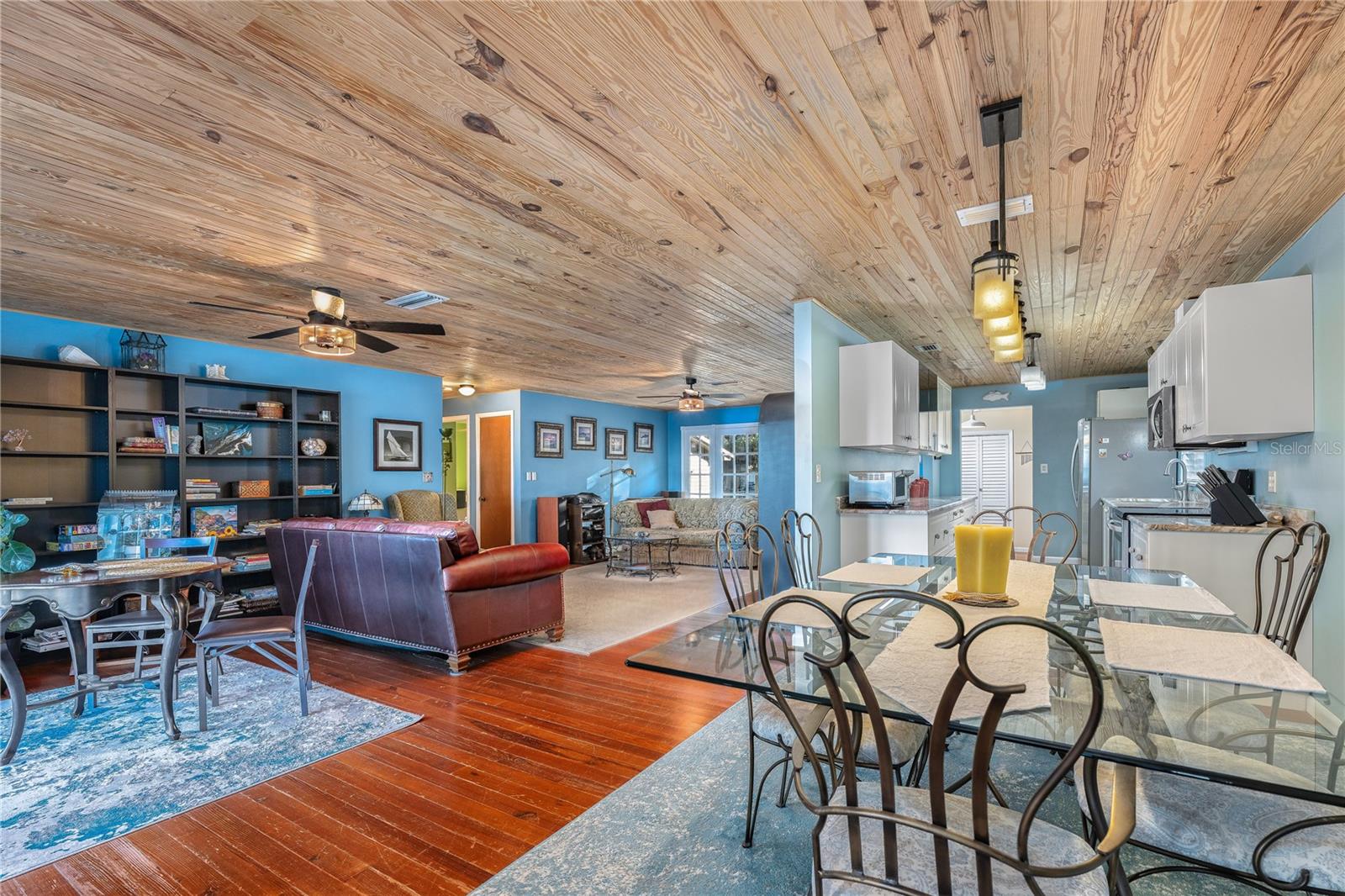 Image 21 of 44 For 2518 Fort Lane Road