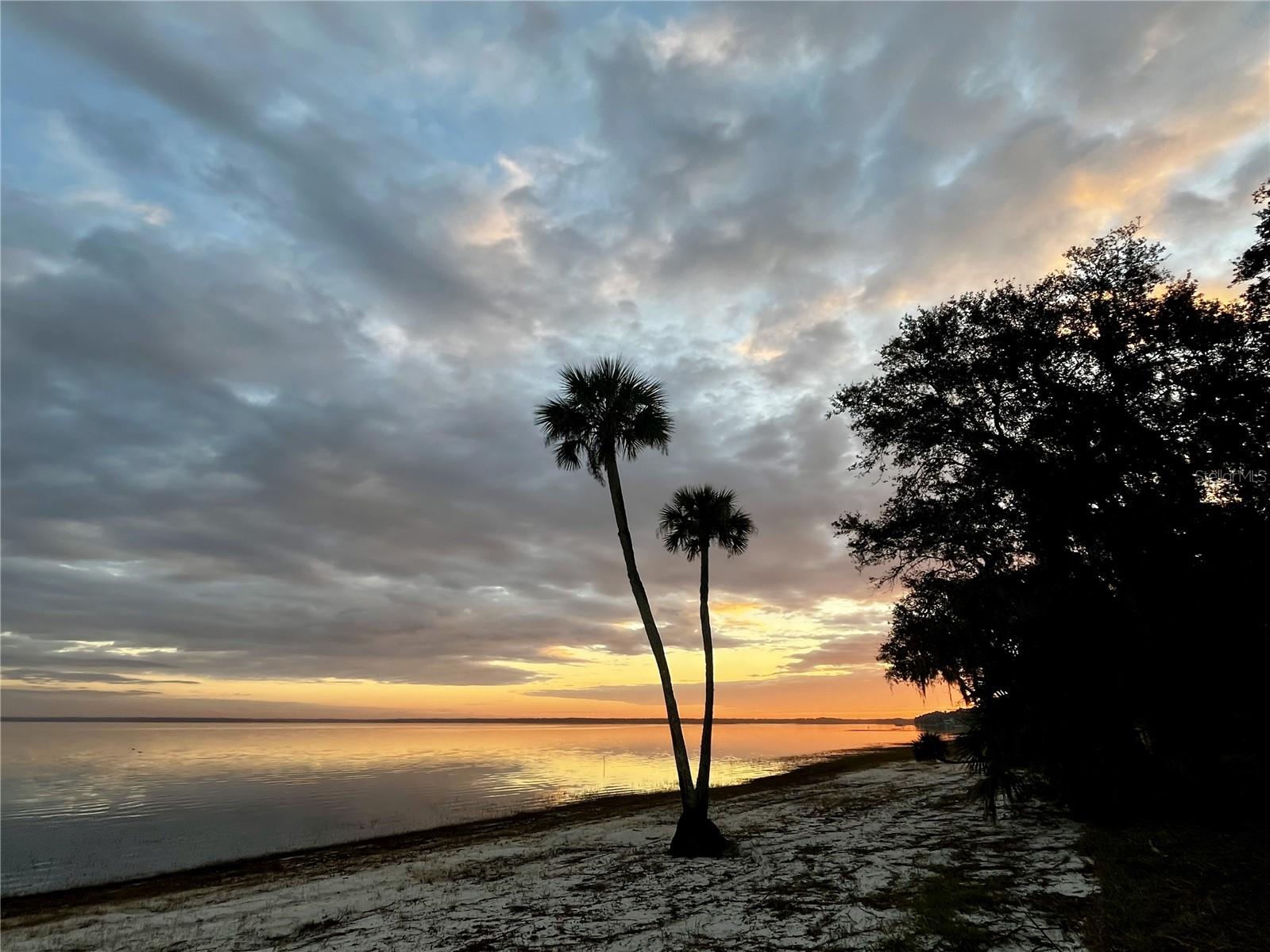 Image 41 of 44 For 2518 Fort Lane Road