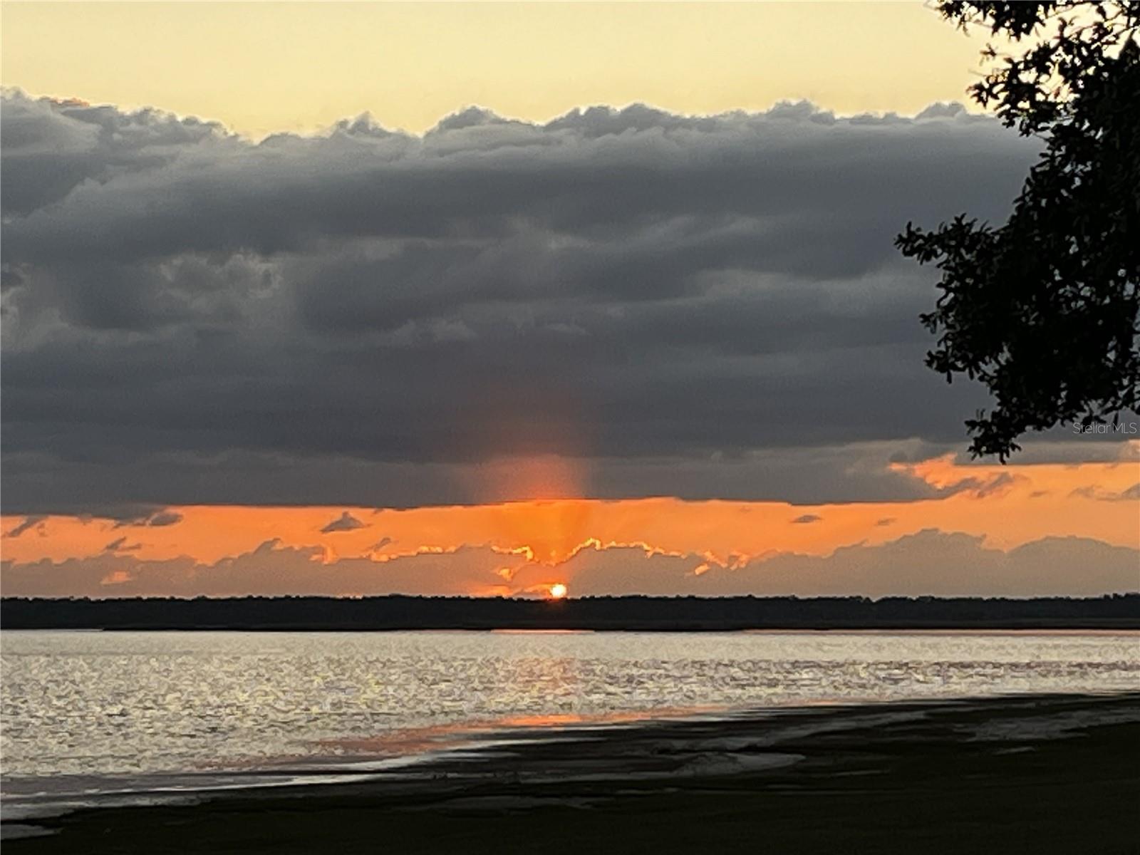 Image 43 of 44 For 2518 Fort Lane Road