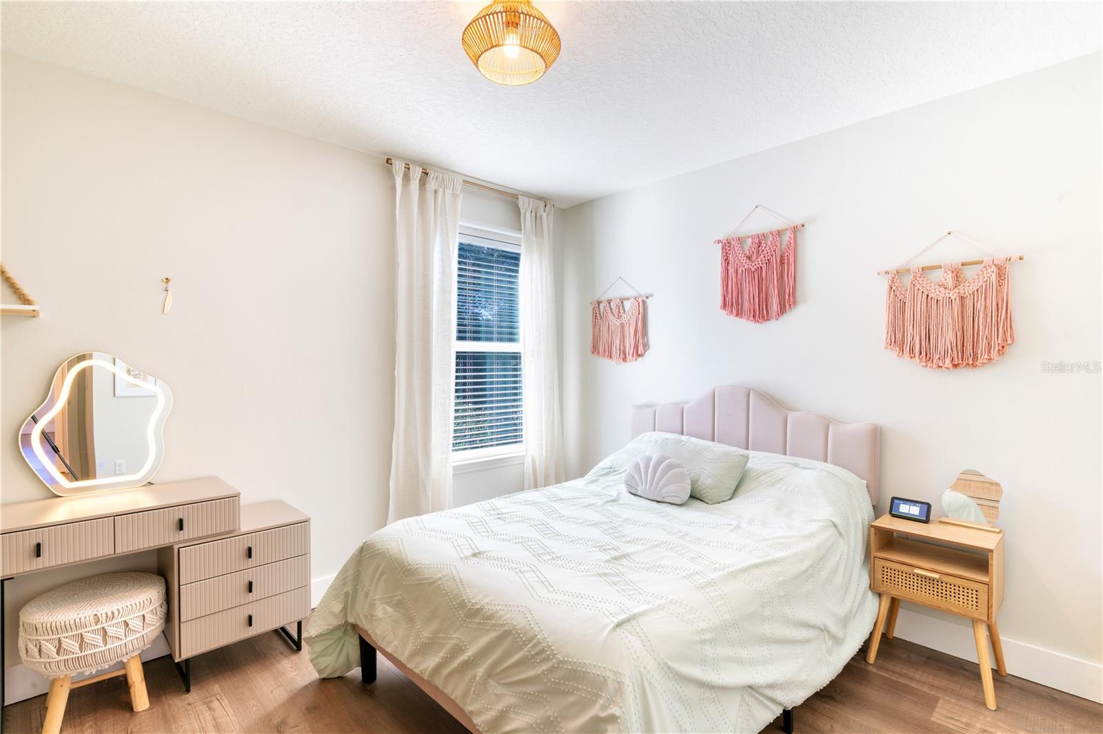 Image 10 of 62 For 11949 Verrazano Dr Drive