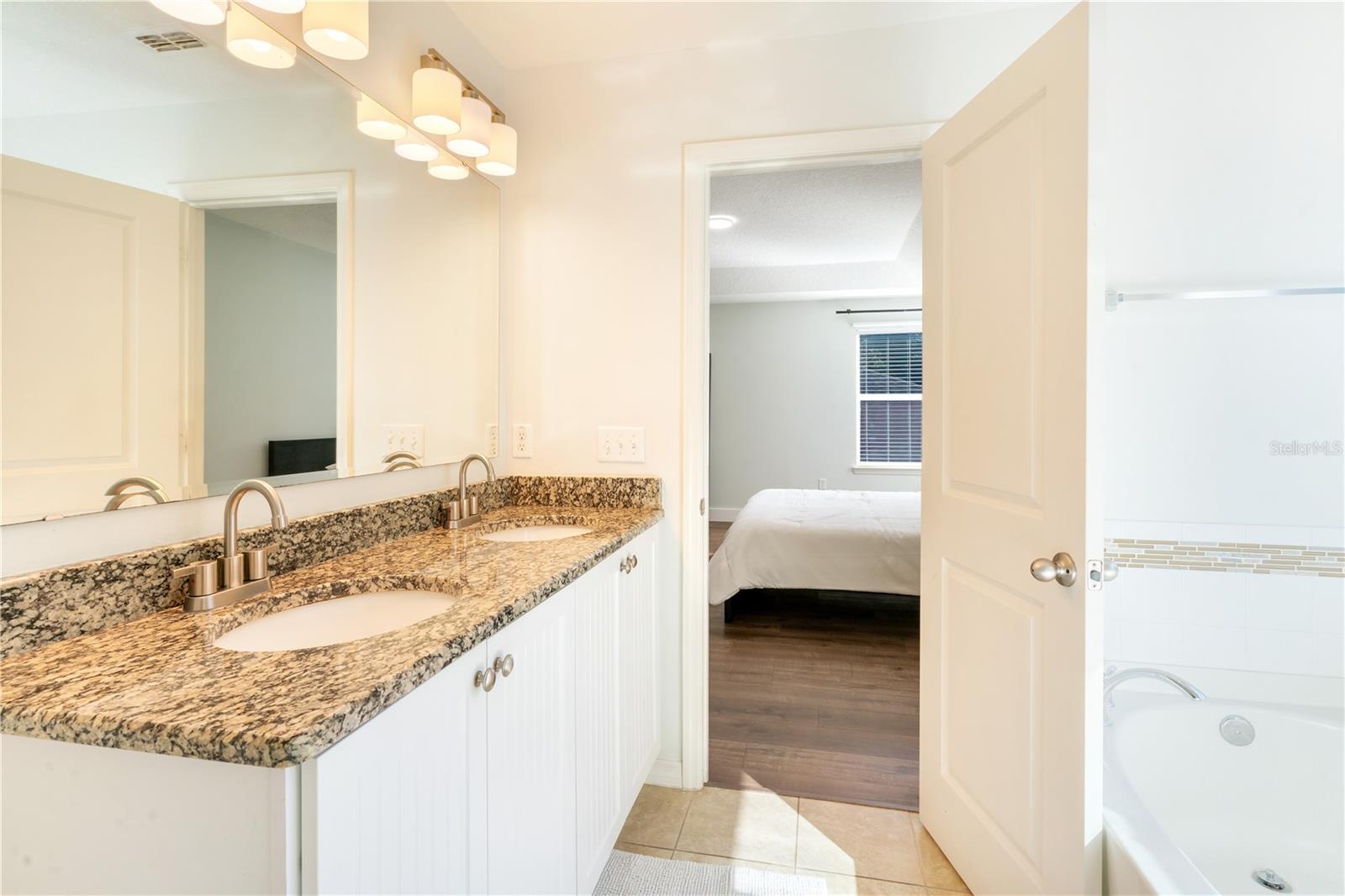 Image 21 of 62 For 11949 Verrazano Dr Drive