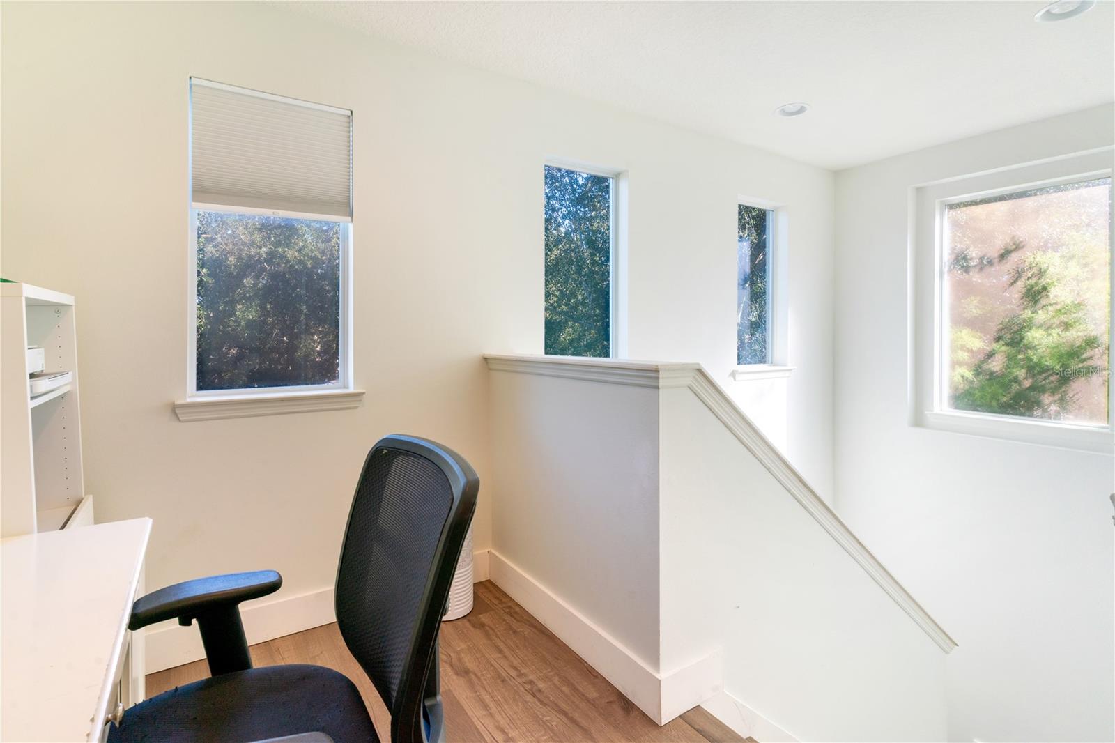 Image 22 of 62 For 11949 Verrazano Dr Drive