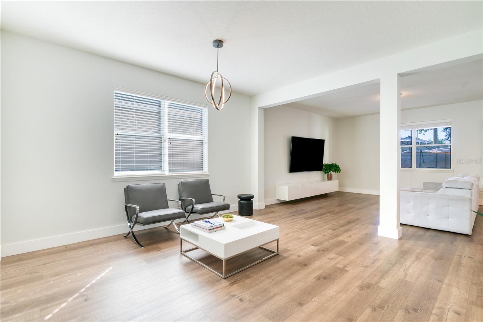 Image 25 of 62 For 11949 Verrazano Dr Drive