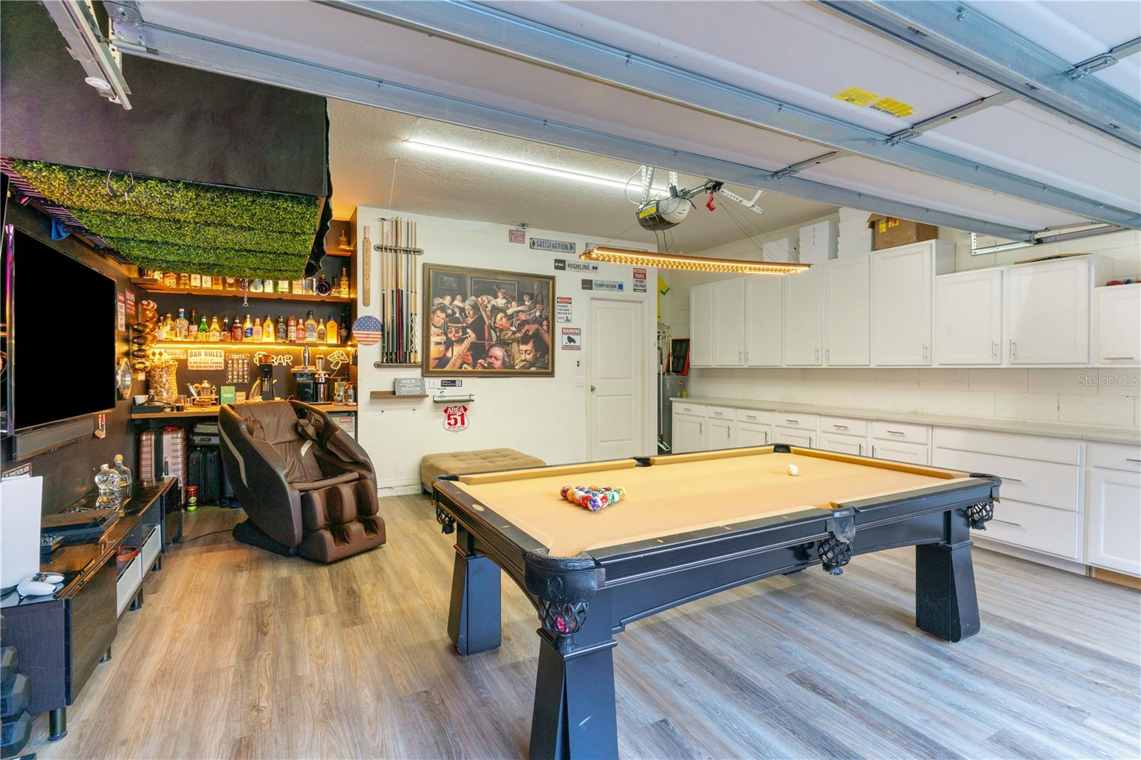 Image 50 of 62 For 11949 Verrazano Dr Drive