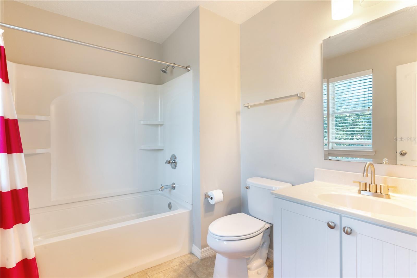 Image 7 of 62 For 11949 Verrazano Dr Drive