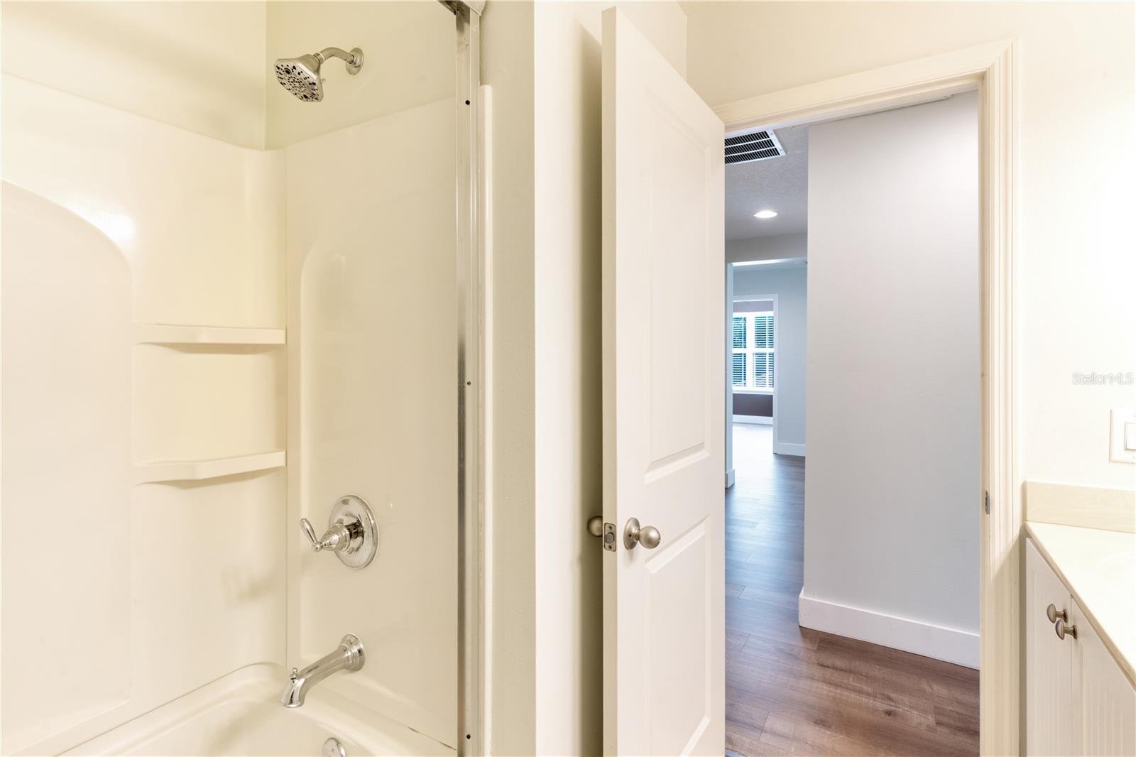 Image 9 of 62 For 11949 Verrazano Dr Drive