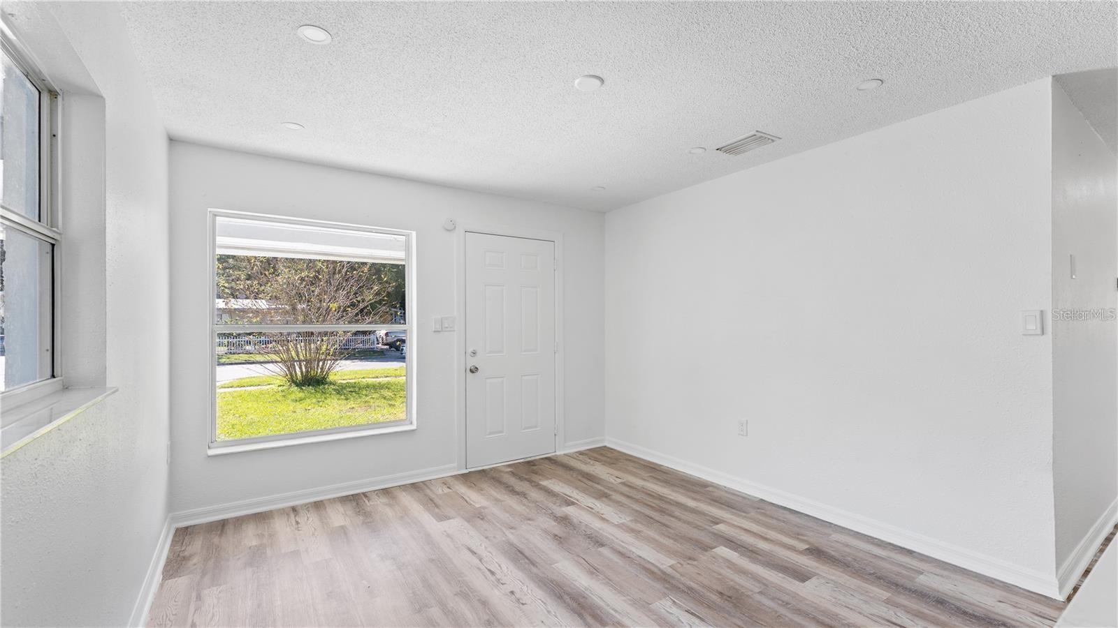 Image 10 of 25 For 4447 Ivey Court