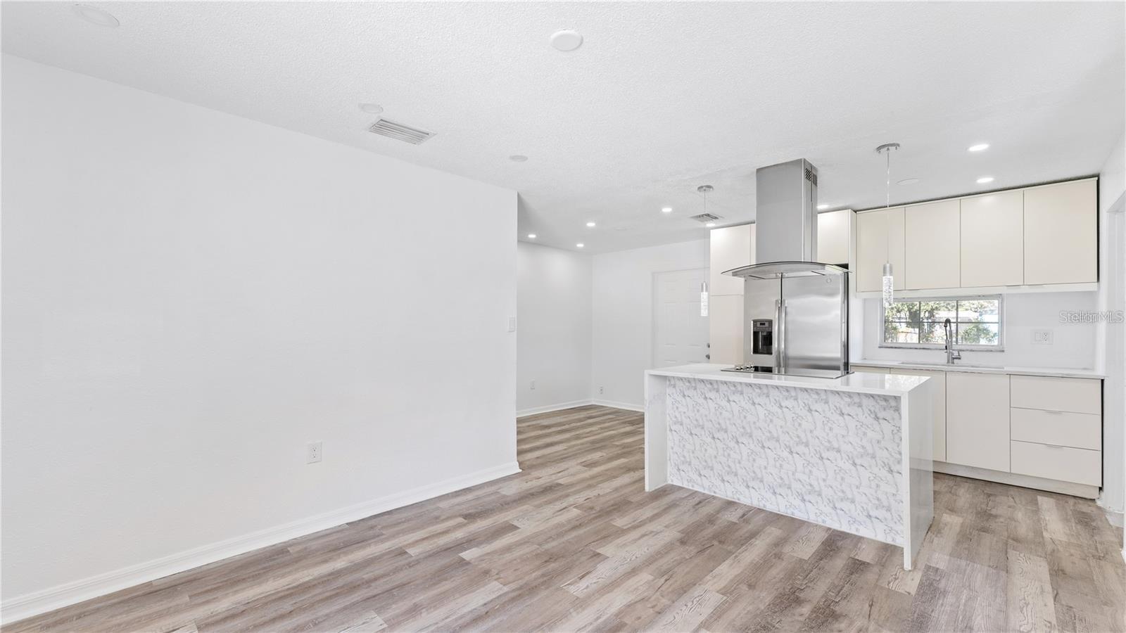 Image 8 of 25 For 4447 Ivey Court