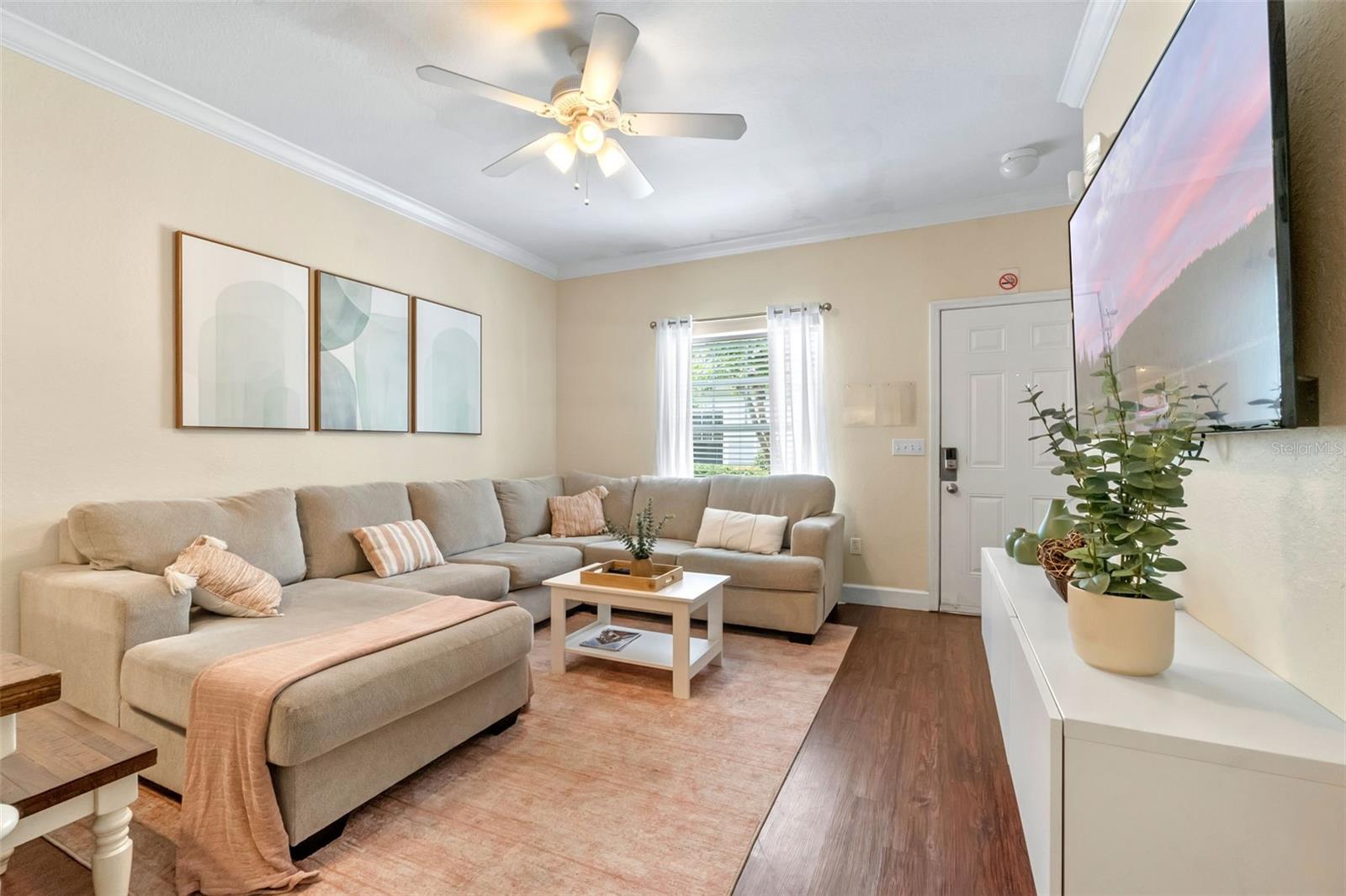 Image 4 of 19 For 2952 Lucayan Harbour Circle 106