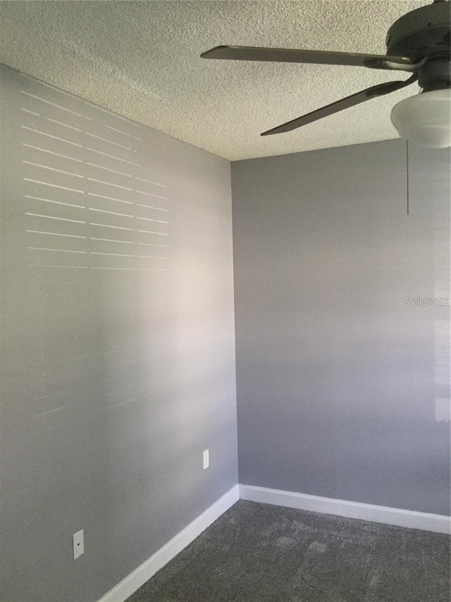 Image 13 of 26 For 2071 Dixie Belle Drive B