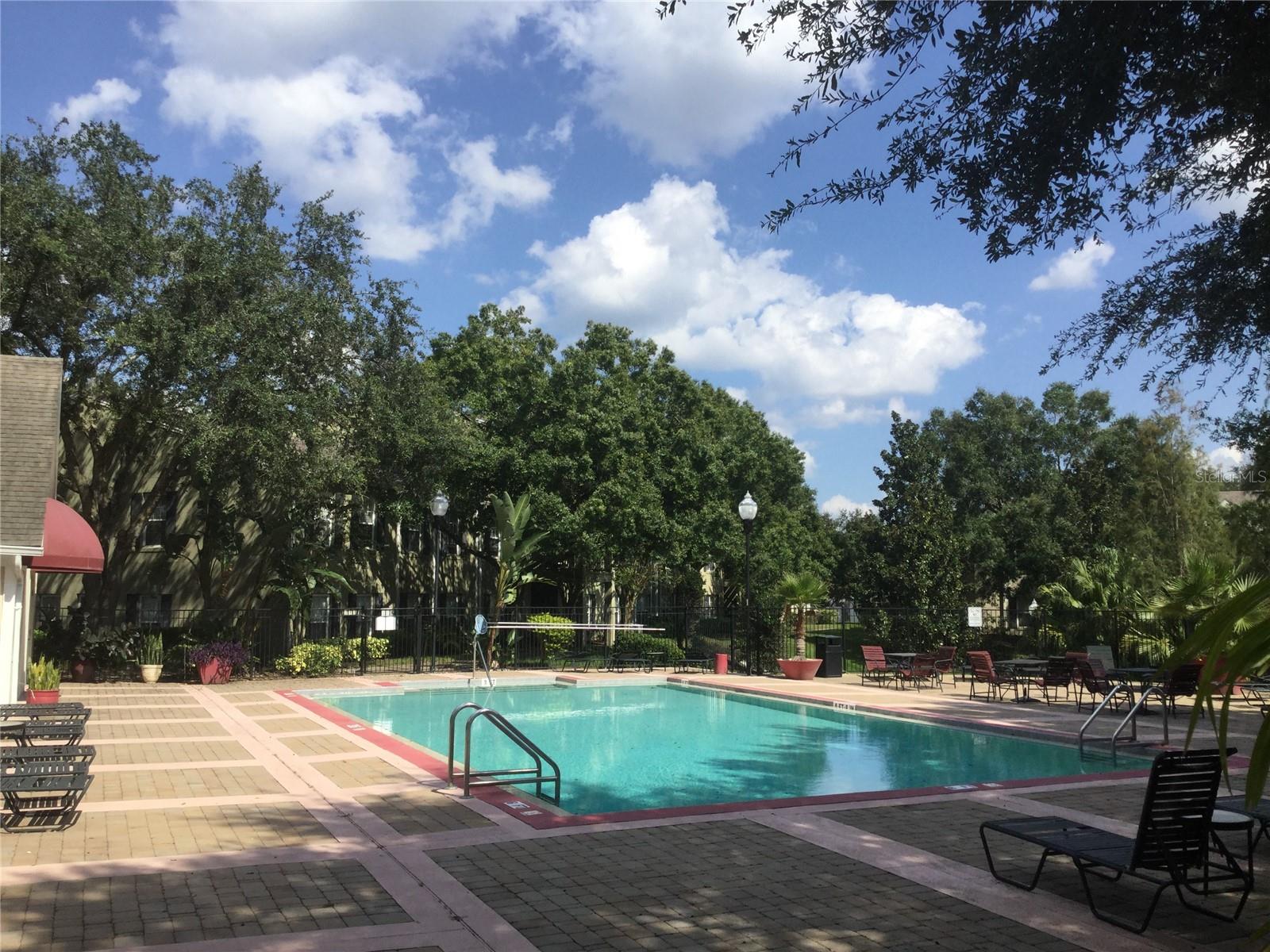 Image 17 of 26 For 2071 Dixie Belle Drive B