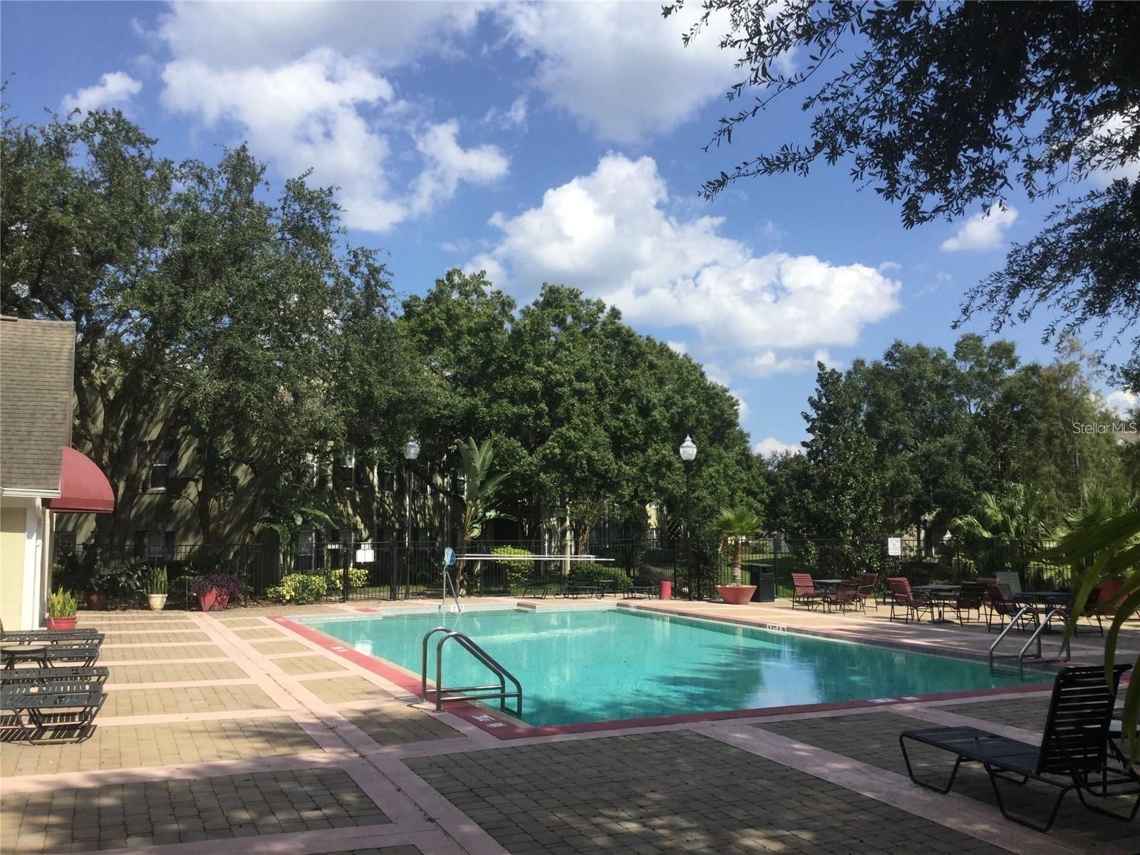 Image 19 of 26 For 2071 Dixie Belle Drive B