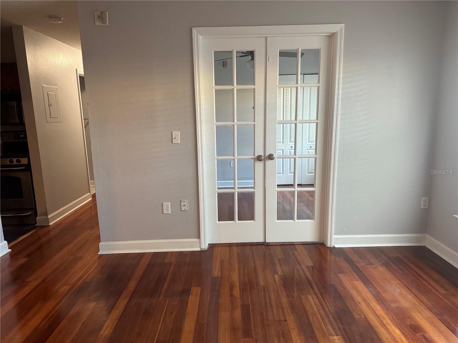 Image 5 of 26 For 2071 Dixie Belle Drive B