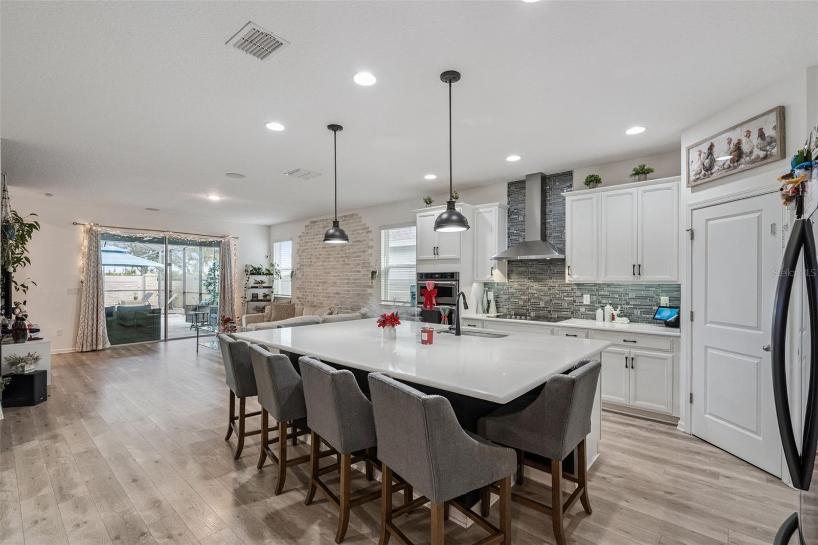 Image 14 of 55 For 16256 Misty Hills Avenue